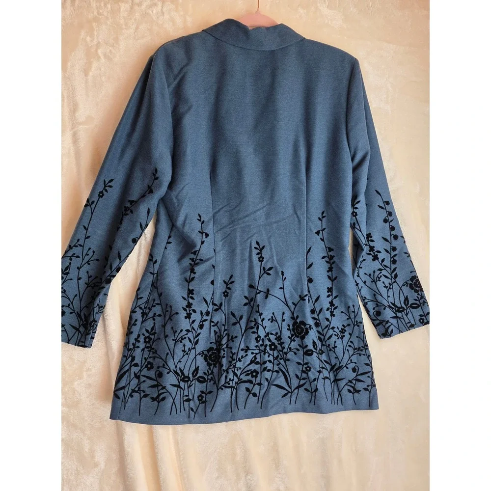 Vintage ALYN PAIGE Women's Blue Floral Embroidered Blazer Skirt‎ Suit Set